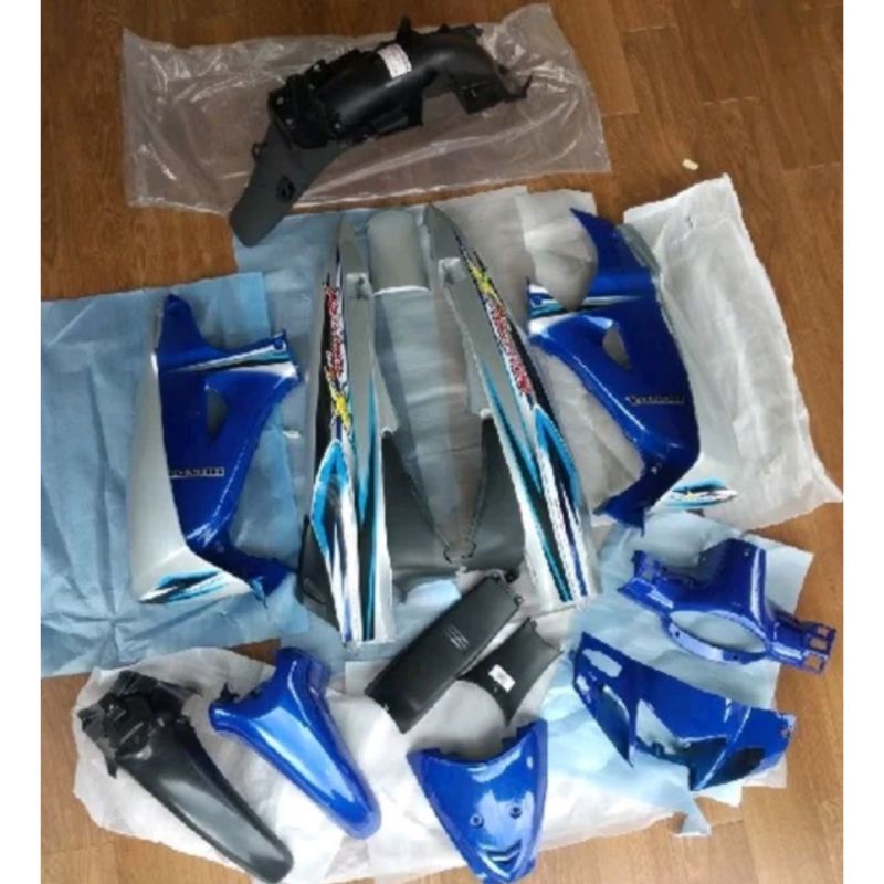 paket hemat cover body bodi karisma x125d silver biru