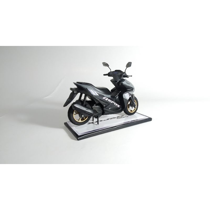 miniatur diecast yamaha aerox custom