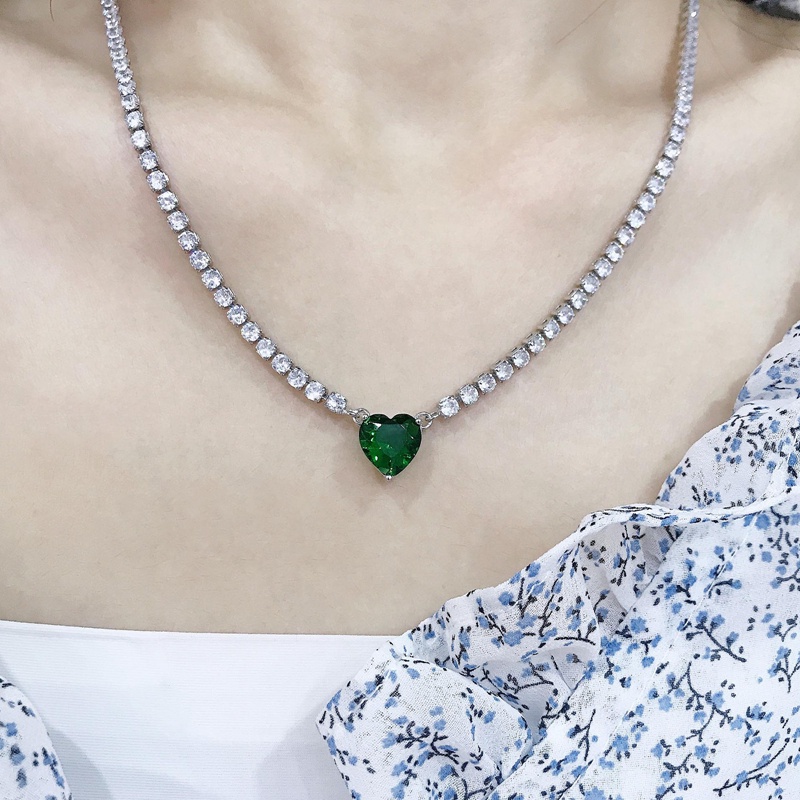 Fancyqube Kalung Rantai  Liontin Hati Kristal Zircon Warna Hijau Untuk Wanita