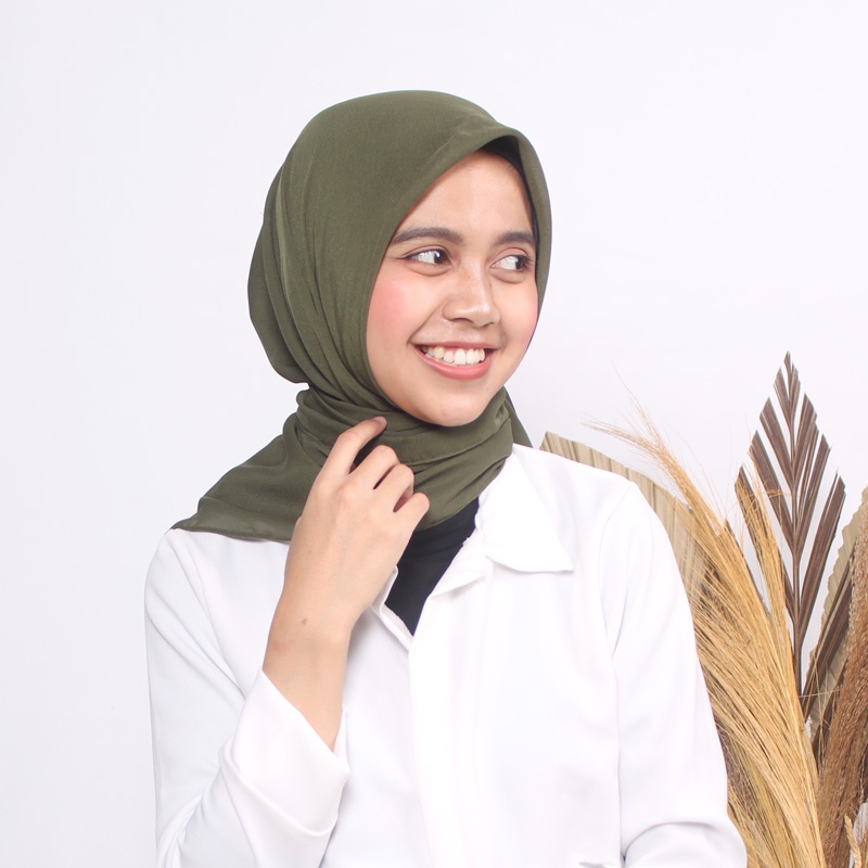 (MURAH) HIJAB BELLA SQUARE HIJAB SEGI EMPAT PREMIUM Jilbab Anti Letoy Warna Lengkap Jilbab Polycotton-Army