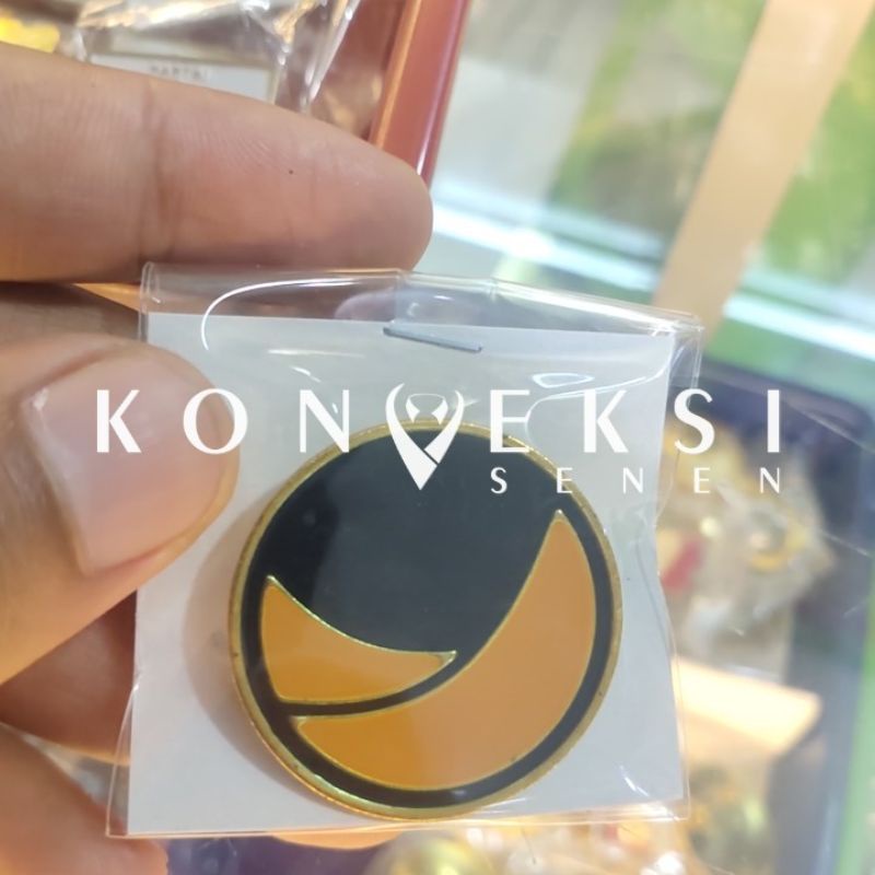 pin nasdem terbaru peniti