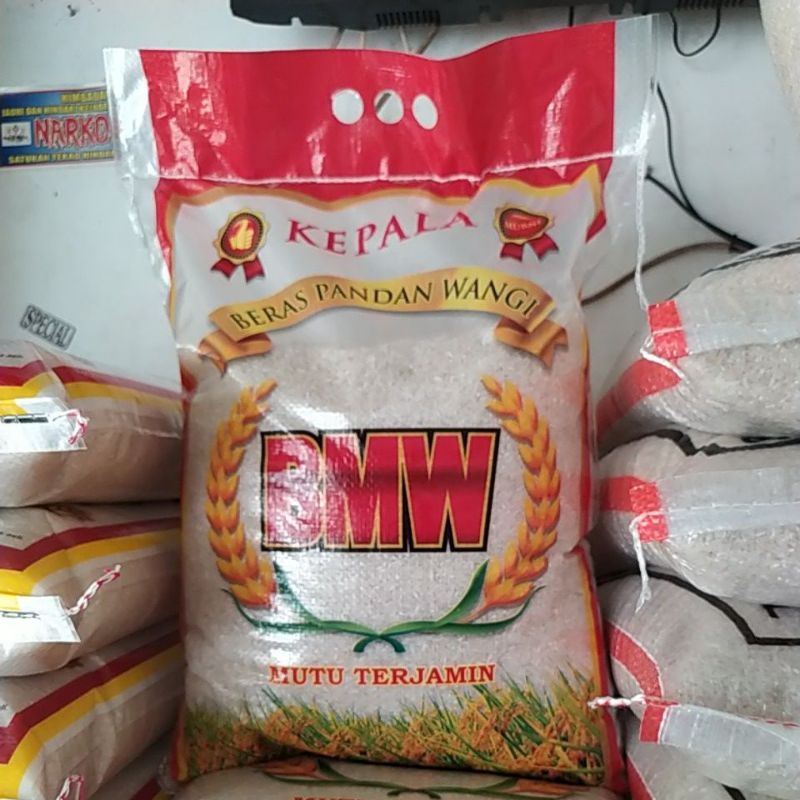 

BERAS PANDA WANGI SUPER UKURAN 5 KG