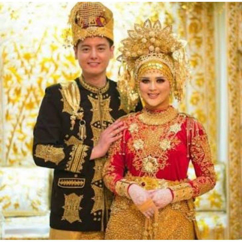 Stelan Baju Pengantin cewek aceh(melayu)