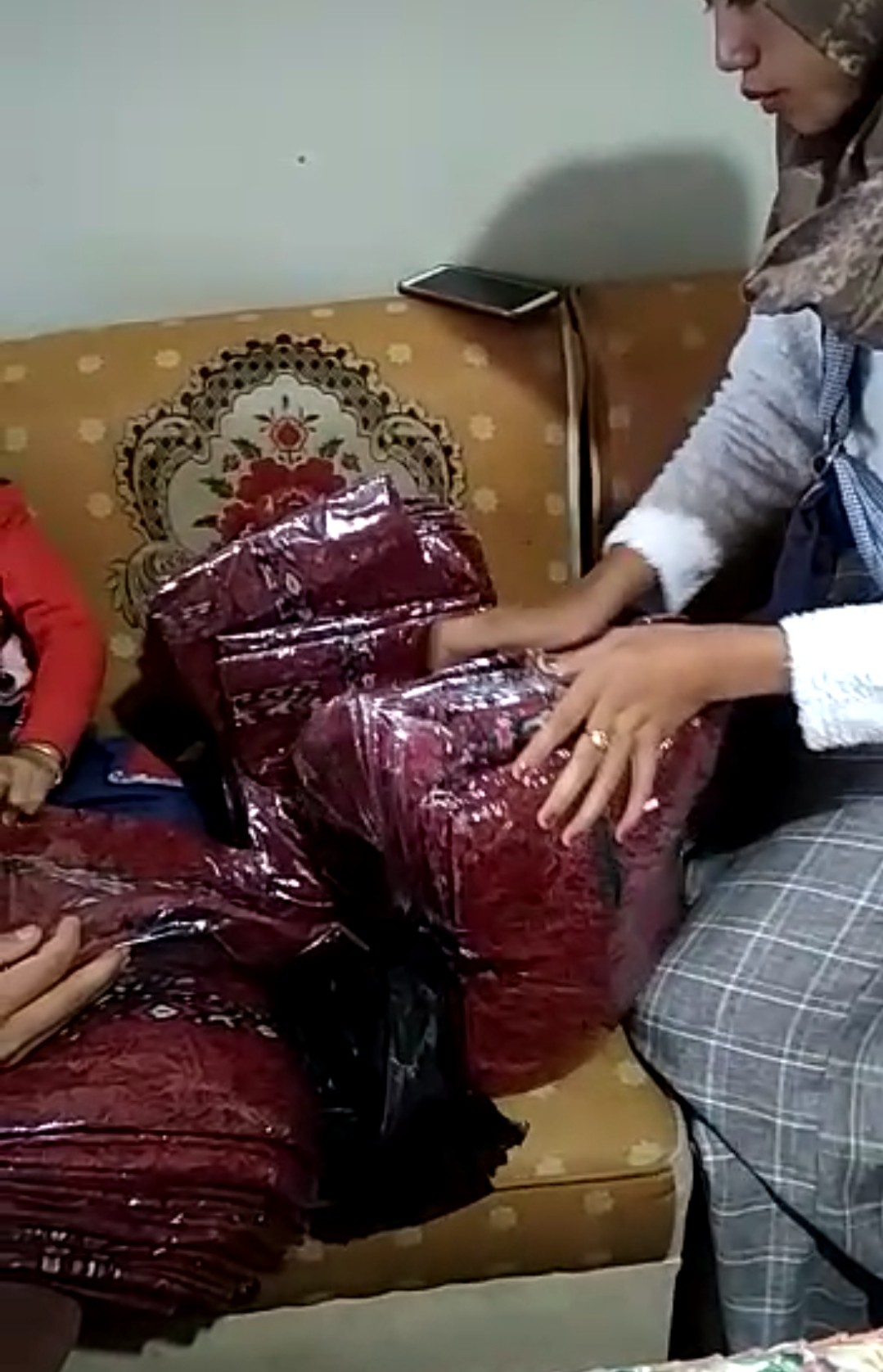 Batik Couple Keluarga Sania Ruffle Ori Ndoro Jowi Dnt Motif Mega Abang