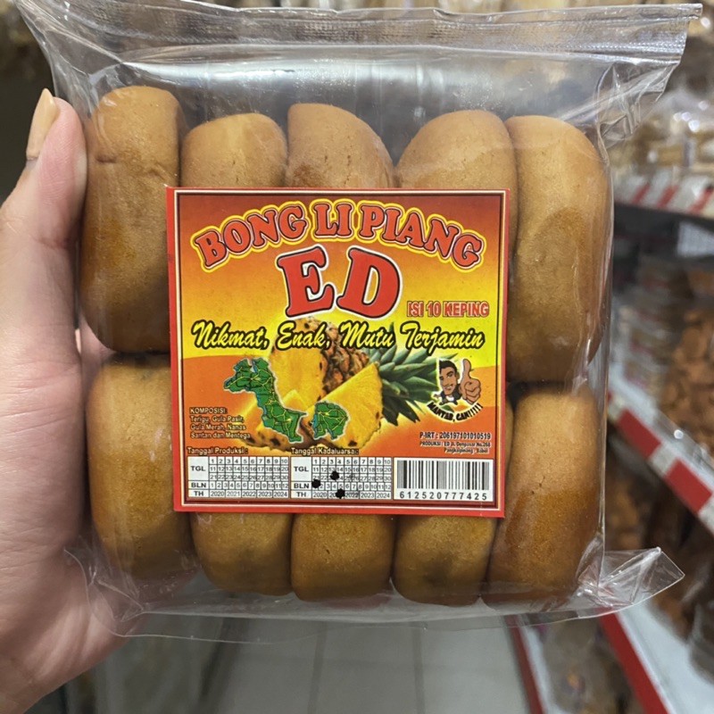 

Yang Lagi Viral Kue Bonglipiang Nanas Bangka - Kue Pia Nanas Bangka Cap ED - Snack Bangka - Makanan