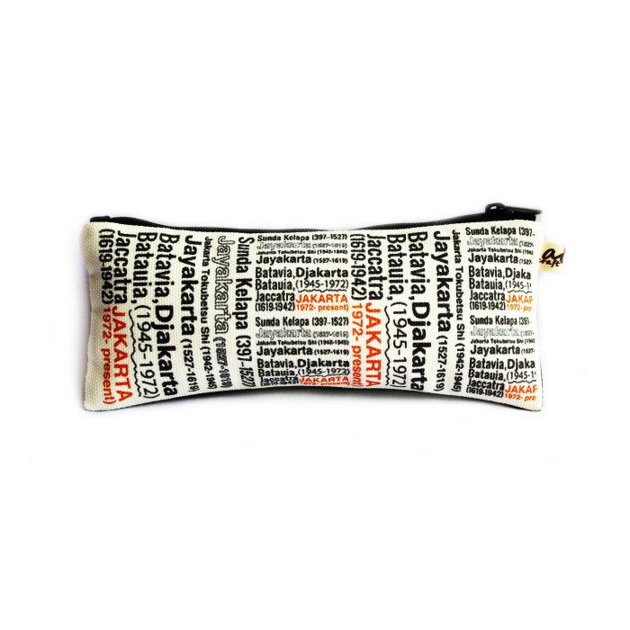 

Tempat Pensil Pouch Anak Kanvas Souvenir Khas Jakarta CP2 005