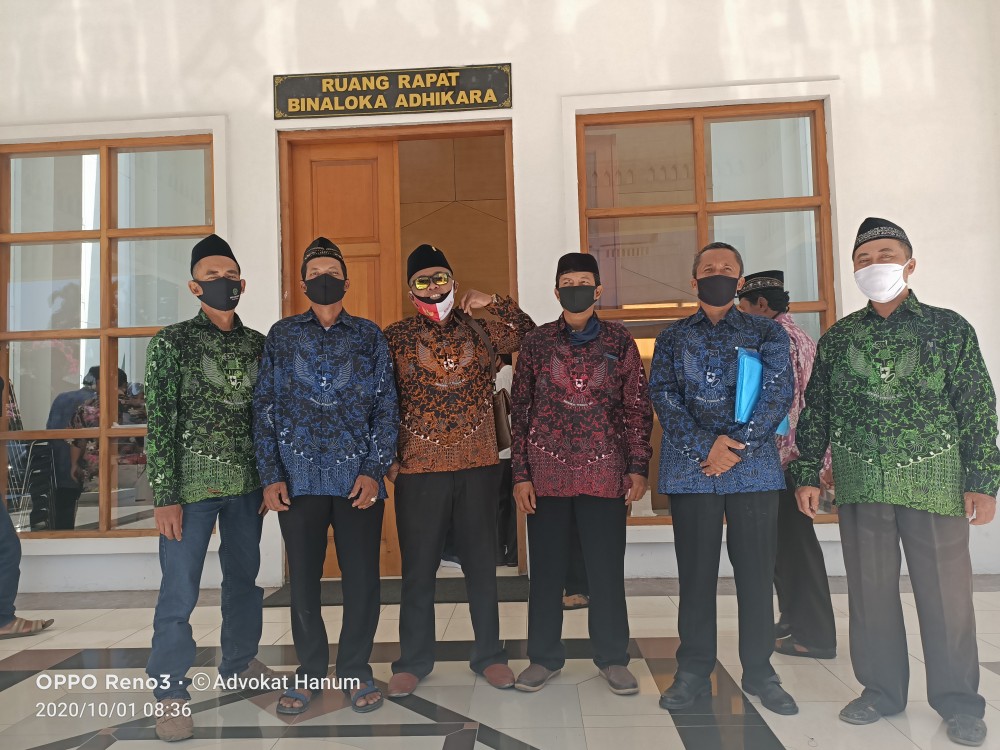 Kemeja Batik Pria Murah Original Katun Super Eksklusif Motif Garuda Pancasila Lengan Panjang Bp101