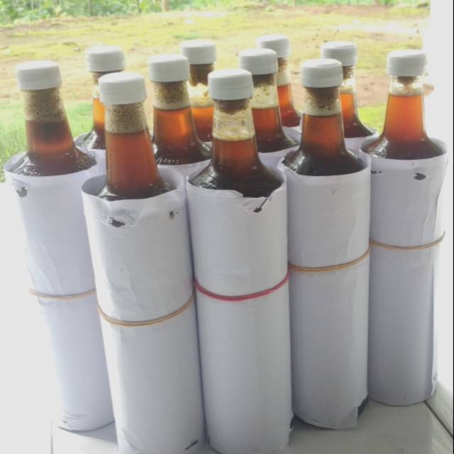

Madu lokal atau jawa. Asli 100%. Kualitas terjamin.