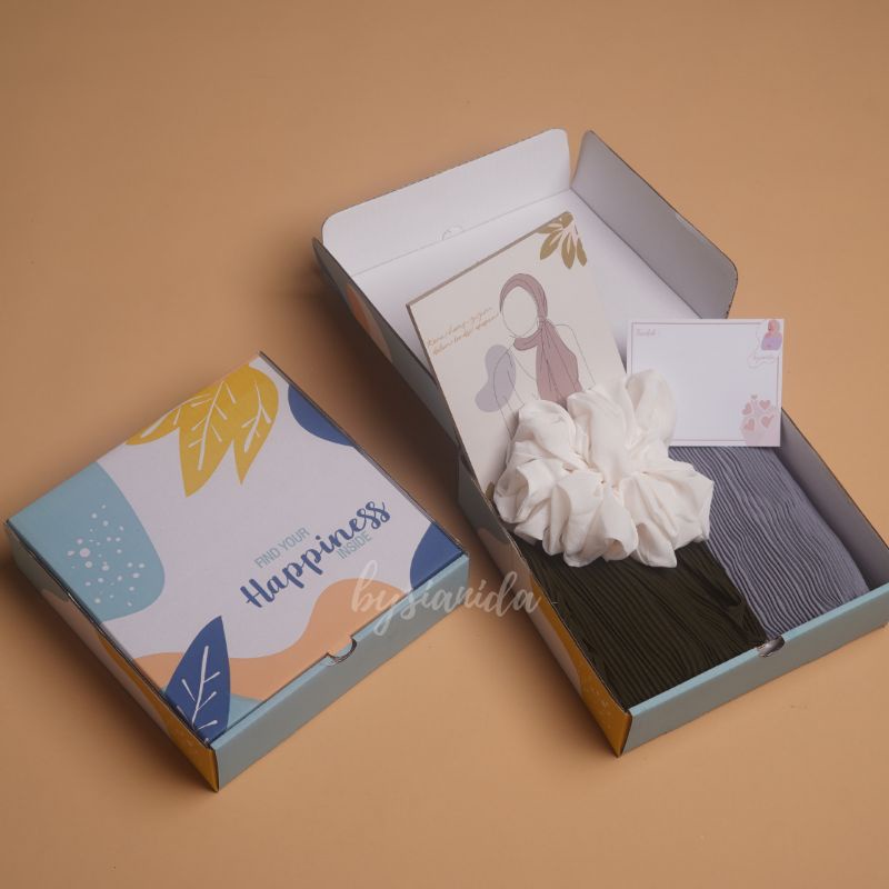 

Hampers Idul Fitri / kado ulang tahun / kado wisuda/ kado cewek/ Birthday gift/ giftbox