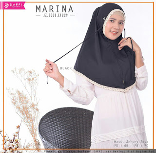 Hijab Instan Marina - Hitam