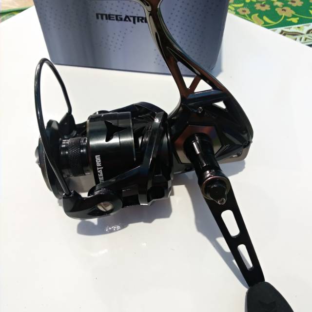 reel kastking megatron 4000