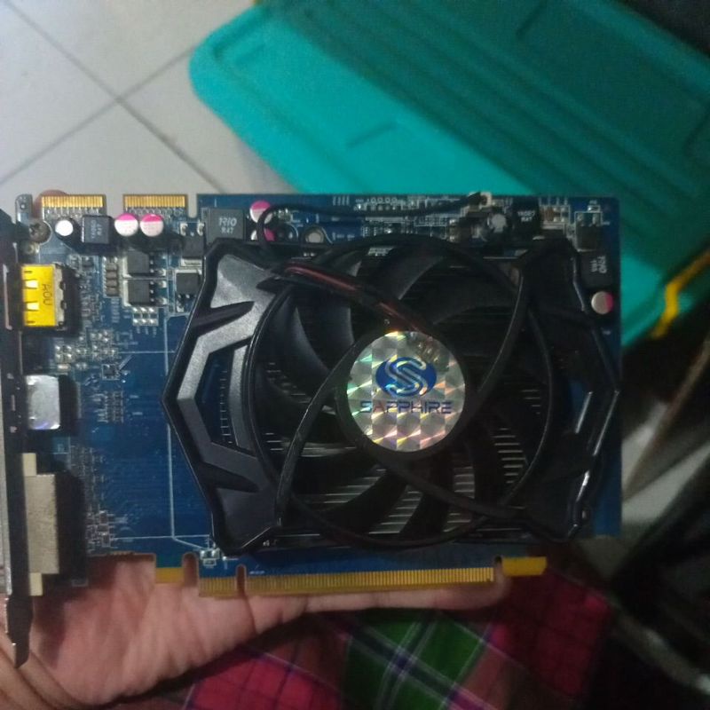 vga hd 5670 1gb ddr5 128bit bukan r7 240 atau rx550/rx460