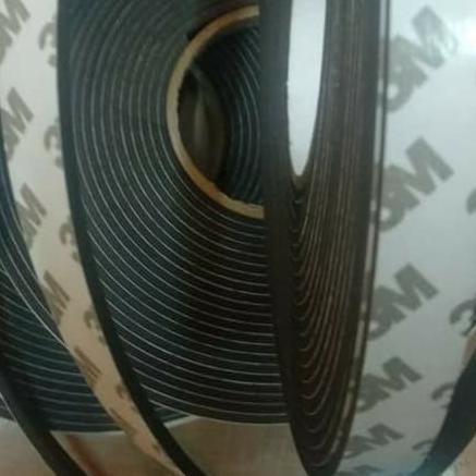 

☀ Single tape foam 3M 3mm - 15mm x 10m ☃