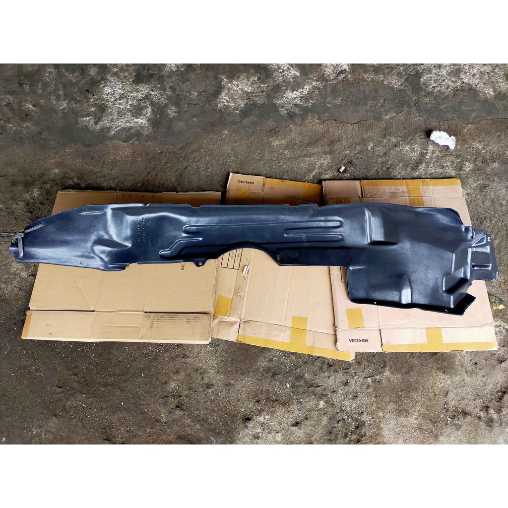 Liner Inner Fender Depan Suzuki Baleno Old Aftermarket