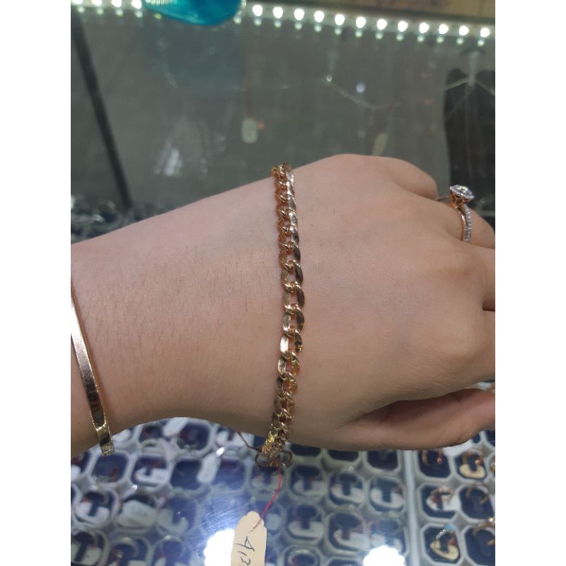 gelang rantai emas