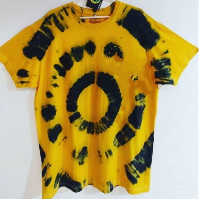 Kaos polos washing moon black