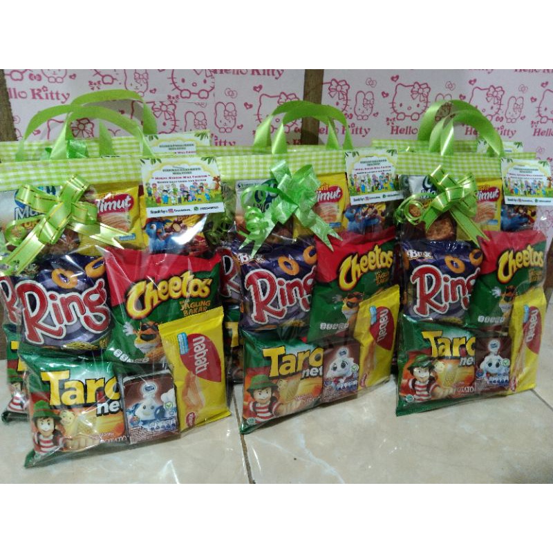 snack Ultah anak /paket snack surabaya / bingkisan ultah anak