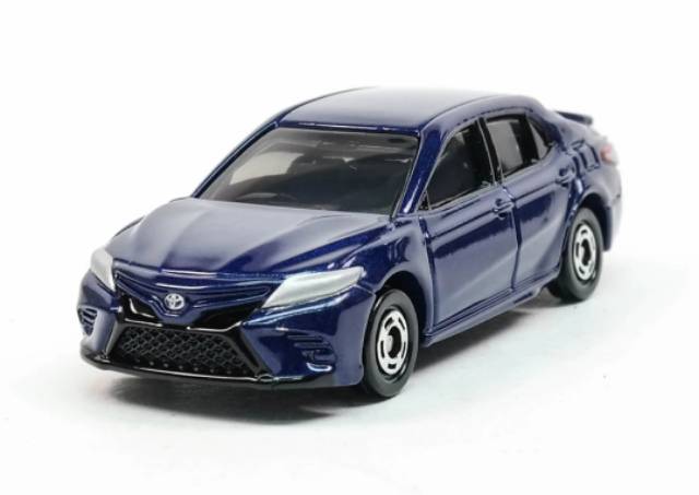 Tomica Reguler 100 Toyota Camry Sports TAKARA TOMY