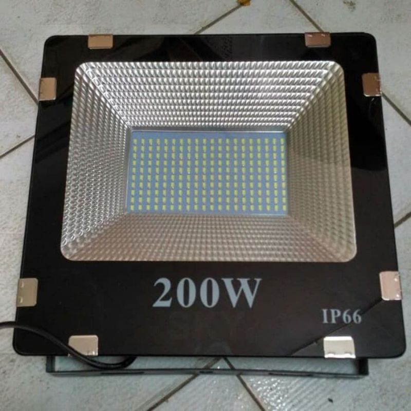 200 Watt , 200 W , Lampu Sorot , Lampu Tembak , Jalan Sorot proyek