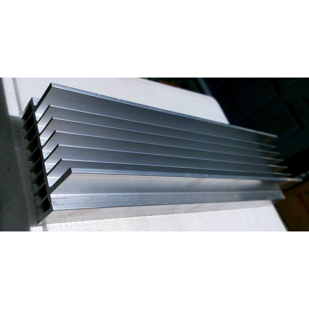 Heatsink Pendingin Amplifier alumunium  Tebal 17 sirip 30cm 2U Built up