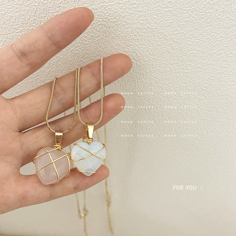 Kalung Rantai Liontin Hati Bahan Alloy Hias Batu Opal Imitasi Untuk Wanita