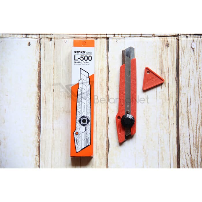 

Cutter Besar Kenko L 500