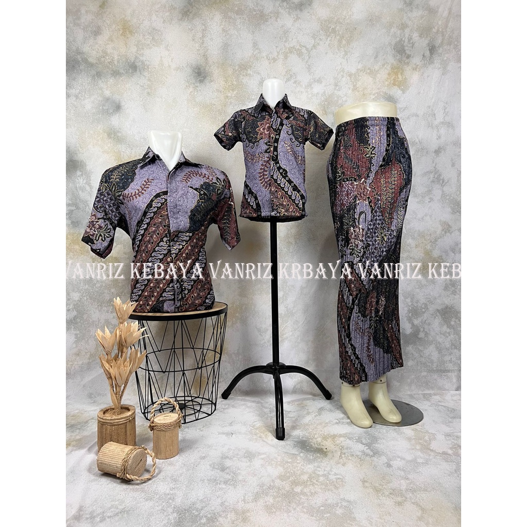 Vanriz Kebaya-Kemeja Batik Lengan Pendek Couple Anak Dan Rok Plisket