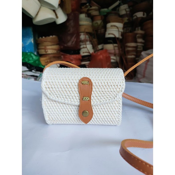 Tas rotan Bali / lombok Dompet /kotak/persegi  /amplop putih mini termurah