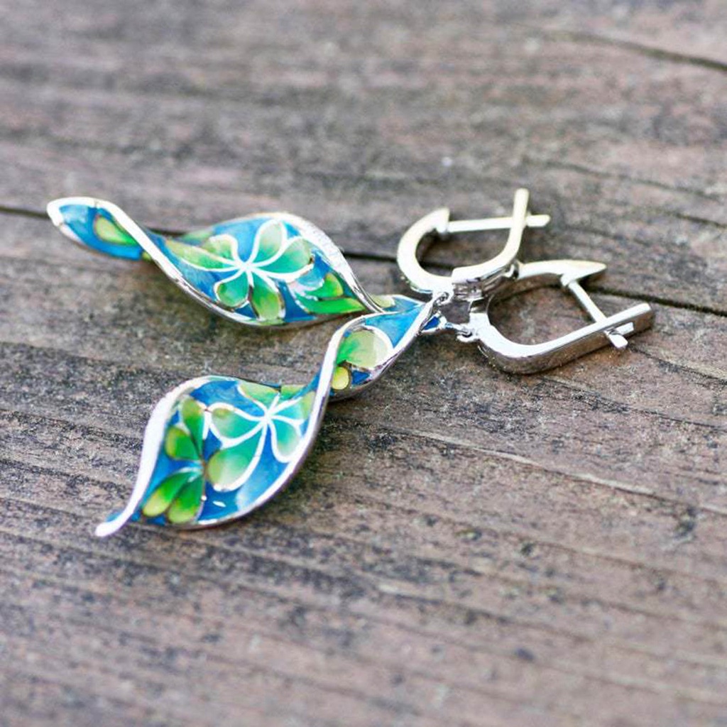 Hu Hu Hu Hu Hu Alat Bantu Pasang Kacamata♡ 1 Pasang Anting Kait Gantung Wanita Desain Spiral Enamel Gaya Vintage Tahan Lama Untuk Banquet