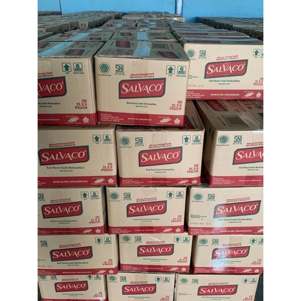 Minyak Goreng Salvaco 2L