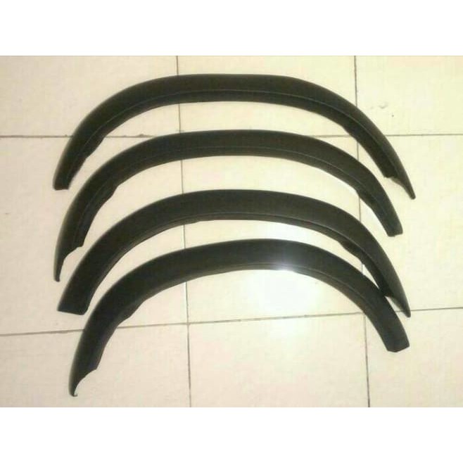 [Eksterior Mobil] Over fender / List Atas Ban Karet Avanza Xenia PU