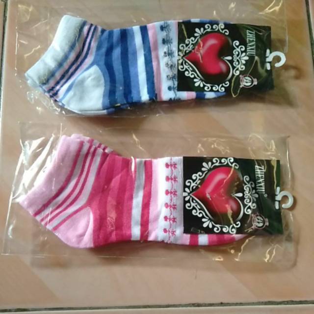 Kaos kaki ladies semata kaki warna