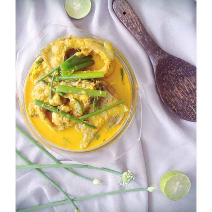 

MENU ANAK "GULAI FILLET IKAN GABUS " (PORSI BESAR 2-3X MAKAN)
