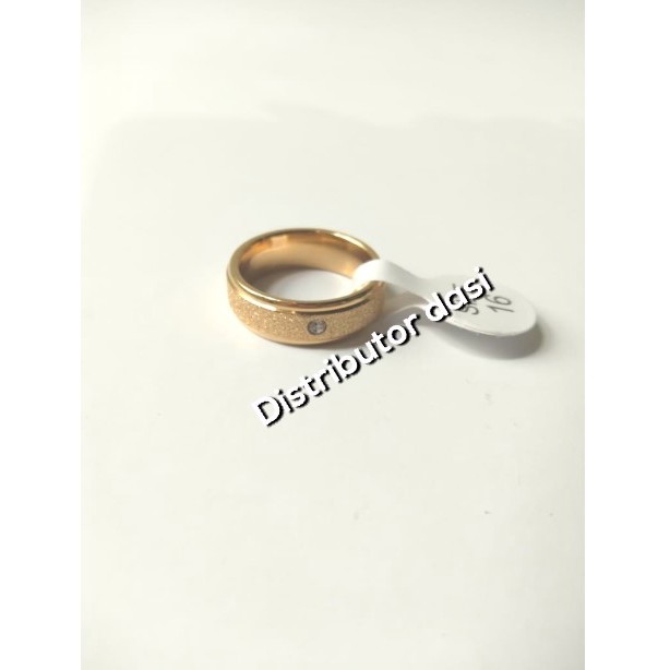 cincin titanium pria wanita gold silver cin cin couple ready stok