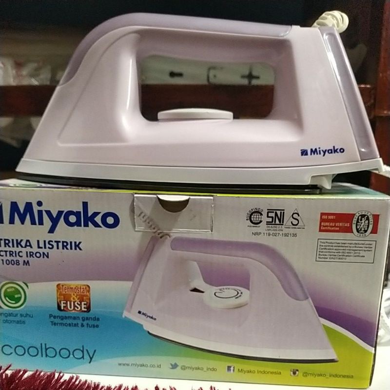 

setrika murah/ setrika miyako/ setrika ringan