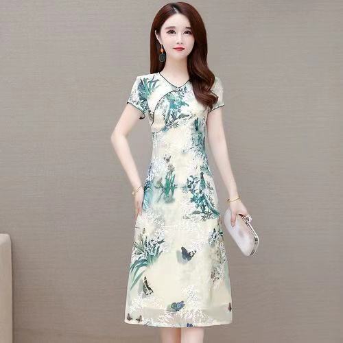 Improved cheongsam dress 21 year summer new retro Chinese style girl middle-aged light style daily w