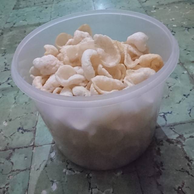 

Kerupuk udang asli tanpa minyak goreng