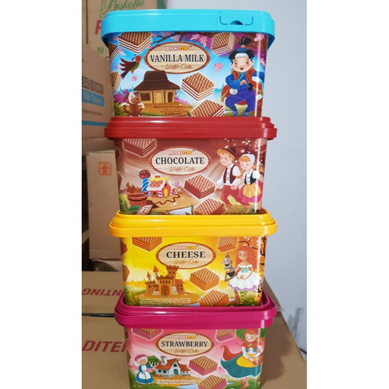 

paket 6 kotak chocolate wafer cube biskitop @180 gr