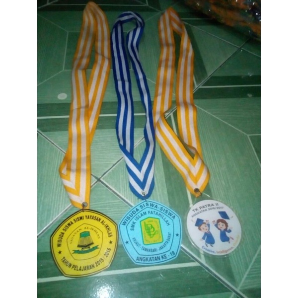 medali custom medali wisuda akrilik medali custom akrilik