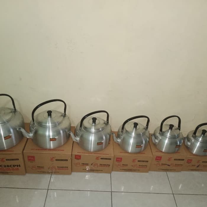 DAPUR PERALATAN MASAK TEKO AIR MINUM / TEKO COR / KETTEL MASAK AIR GLOBAL EAGLE UK 20CM