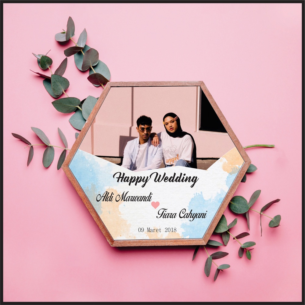 DESAIN CETAK BINGKAI HEXAGONAL KADO HADIAH ULTAH ANNIV WEDDING WISUDA