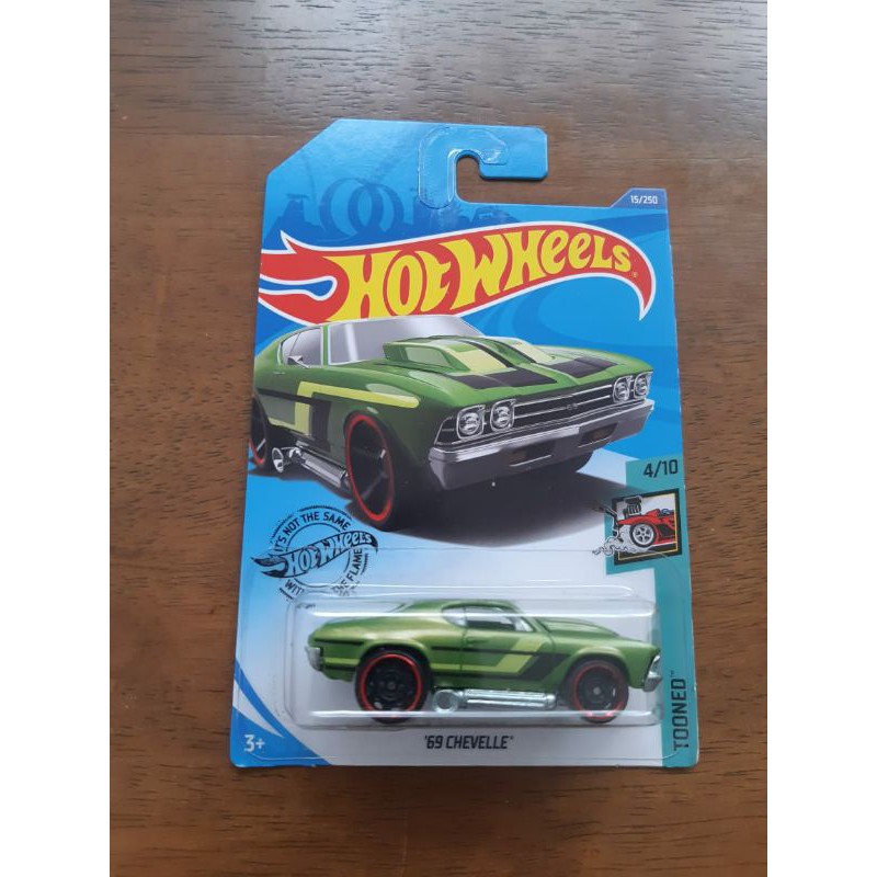 HOT WHEELS 69 CHEVELLE