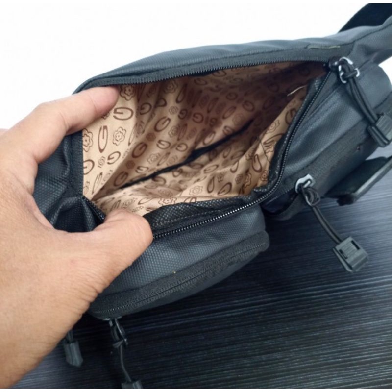 tas selempang pinggang waist bag adventure tactical  outdoor