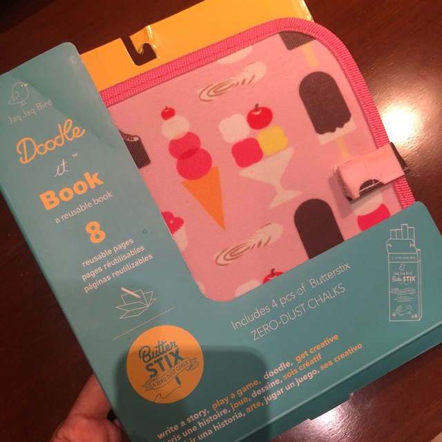 

Jaq Jaq Bird Doodle It Book - 8 pages