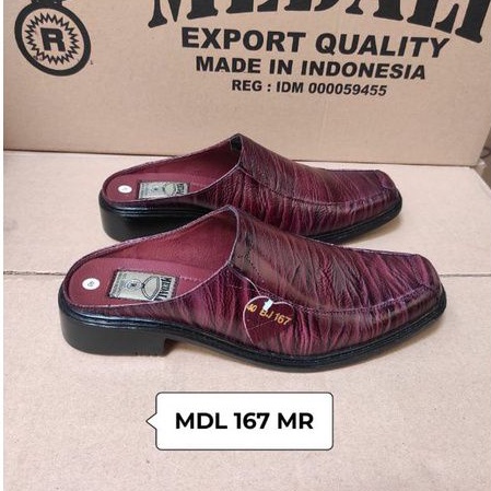 sepatu sendal slop pria kulit asli tampil lebih keren