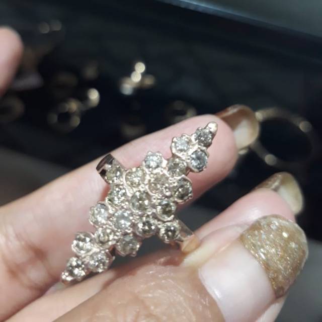 Cincin pesawat n kerabu ronyok berlian medan