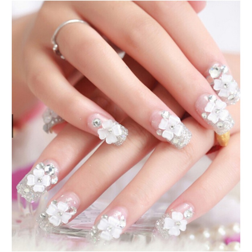 NAILART - 24 Pcs kuku palsu motif bunga bertabur berlian imitasi