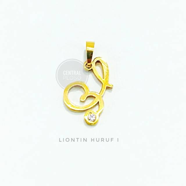 Liontin Huruf Latin