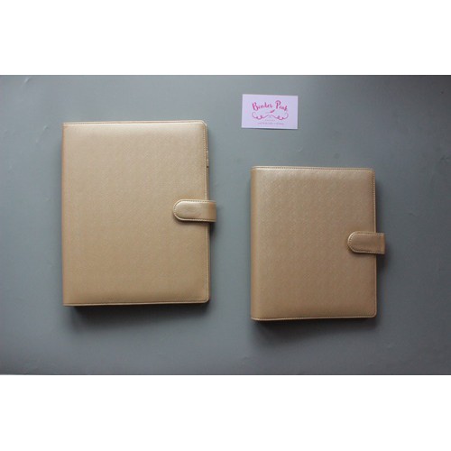 

Binder Prada Metalic Crem 20ring/A5 & 26ring/B5 by binderpinkshop