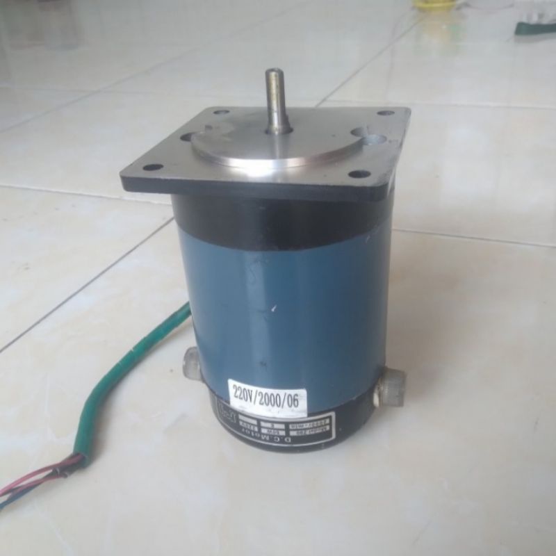Dinamo Motor DC 220V 50W 2000rpm
